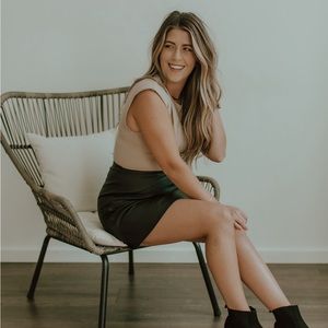 Meet your Posher, Nikki